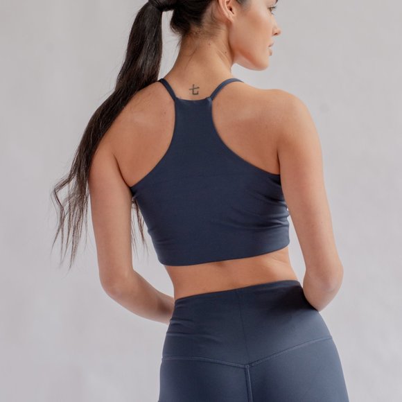 GIRLFRIEND COLLECTIVE Cleo Workout Sports Bra Midnight NWT - Picture 2 of 5